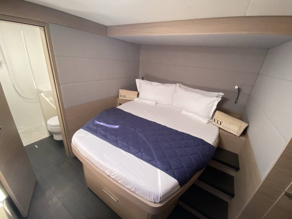 Lagoon 55  The Moon - FIRST CLASS