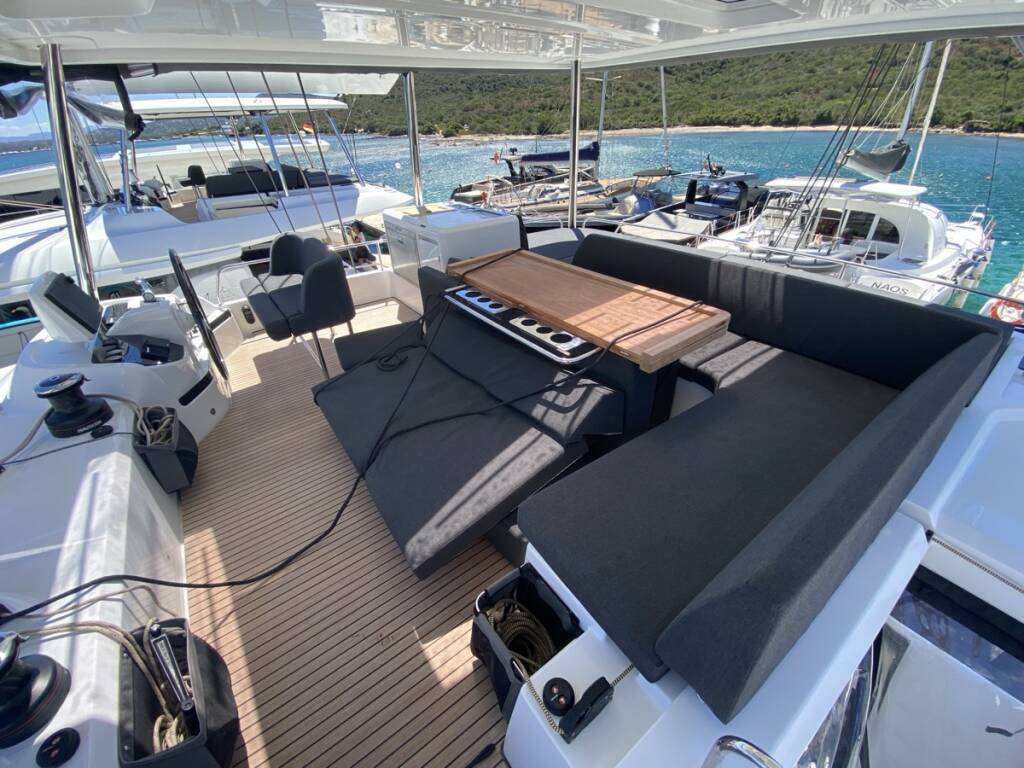 Lagoon 55  The Moon (PTP)