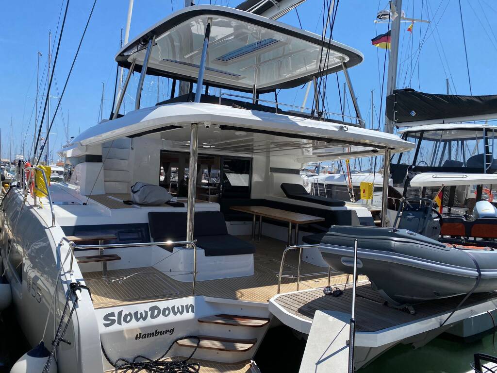 Lagoon 55 Slow Down