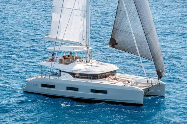 Lagoon 55 • Enki