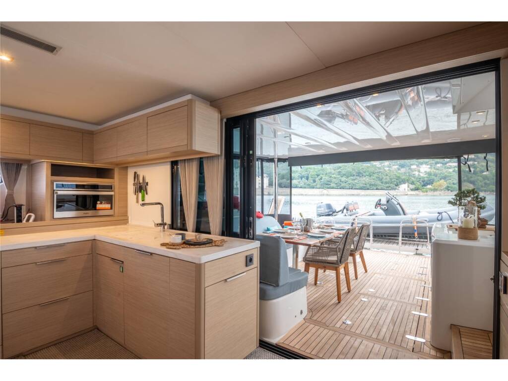 Lagoon 55 Utopia