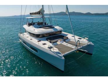 Lagoon 55 CHAMPAGNE PLEASE