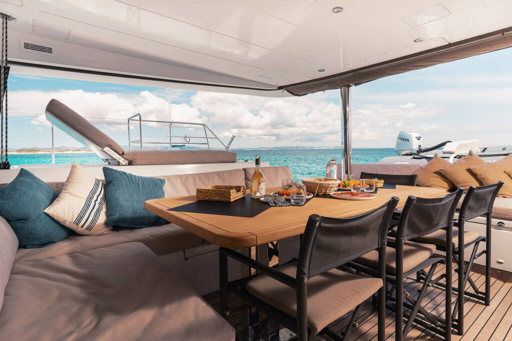 Lagoon 560 S2 FULL EQUIPE LUXE Baltsar