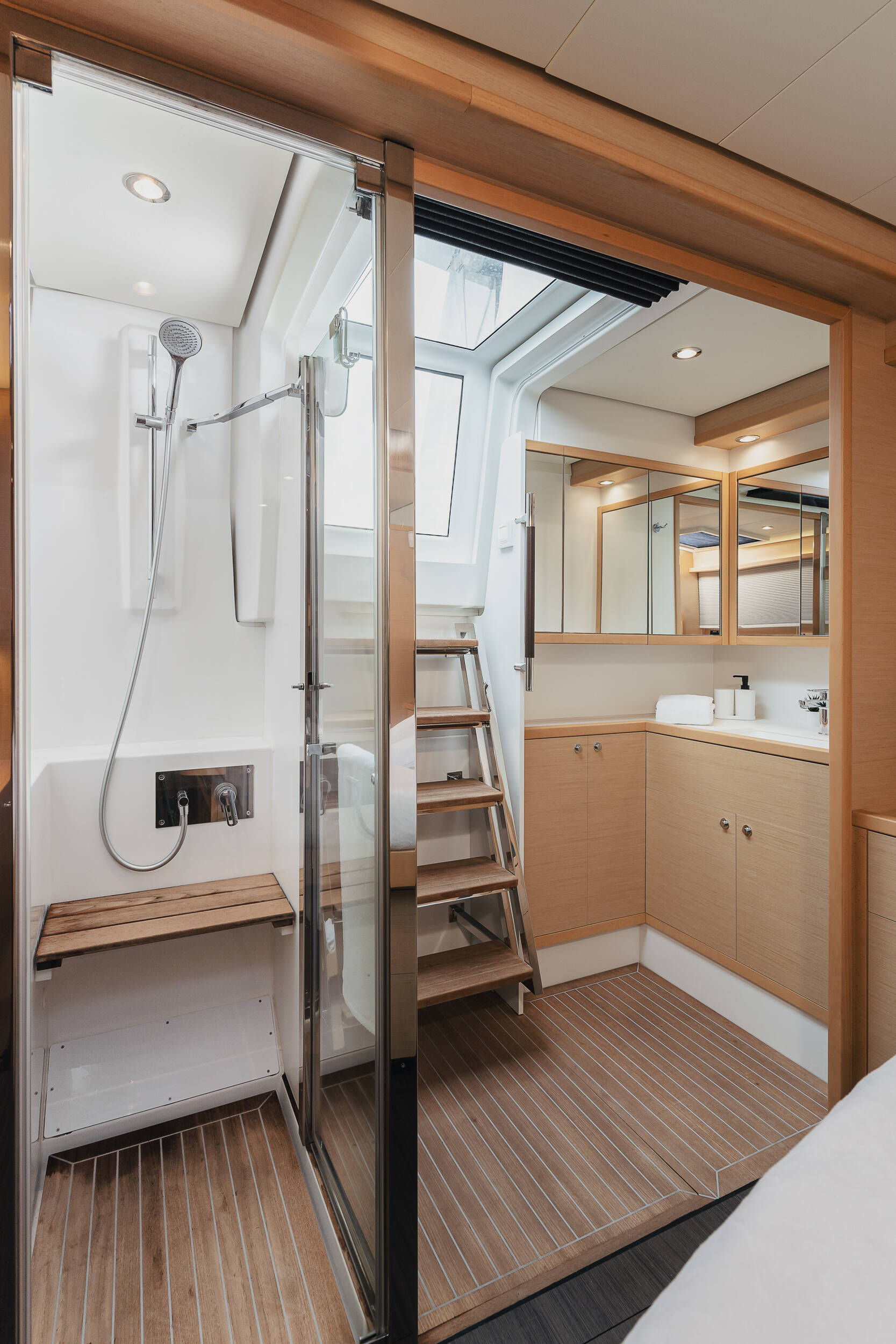 Lagoon 560 S2 FULL EQUIPE LUXE Baltsar