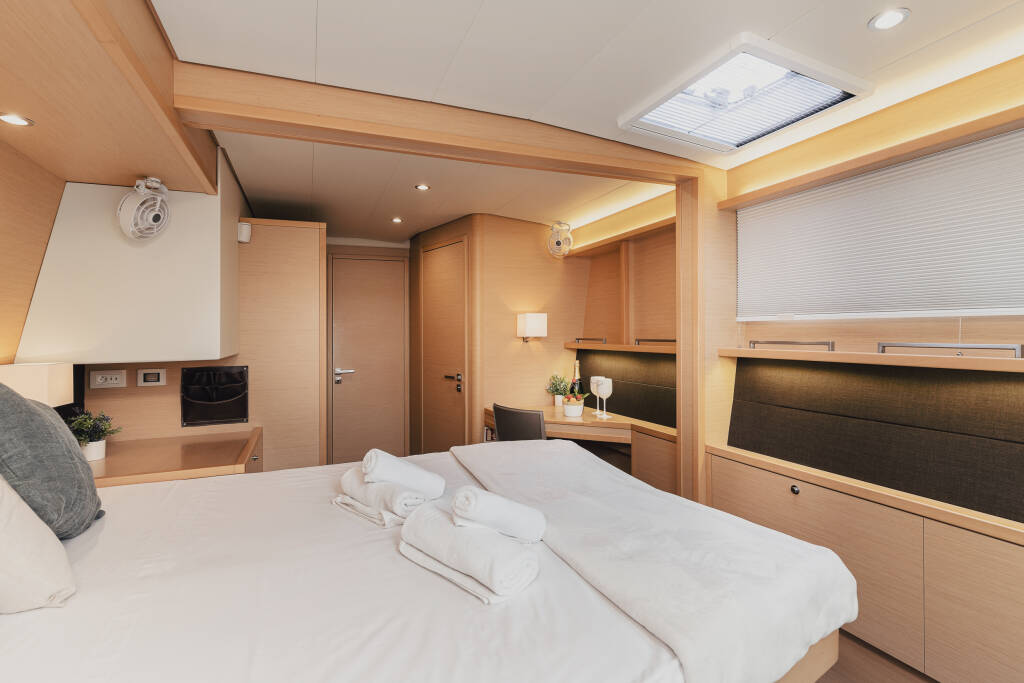 Lagoon 560 S2 FULL EQUIPE LUXE Baltsar