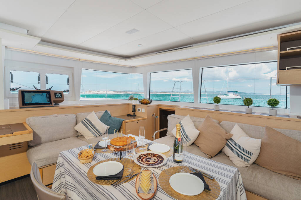 Lagoon 560 S2 FULL EQUIPE LUXE Baltsar
