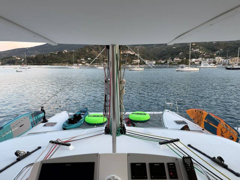 Lagoon 560 S2 Starlight (Crewed) 