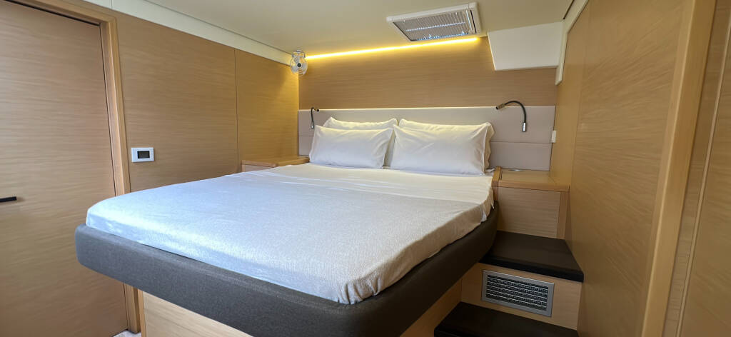 Lagoon 560 S2 Taipan