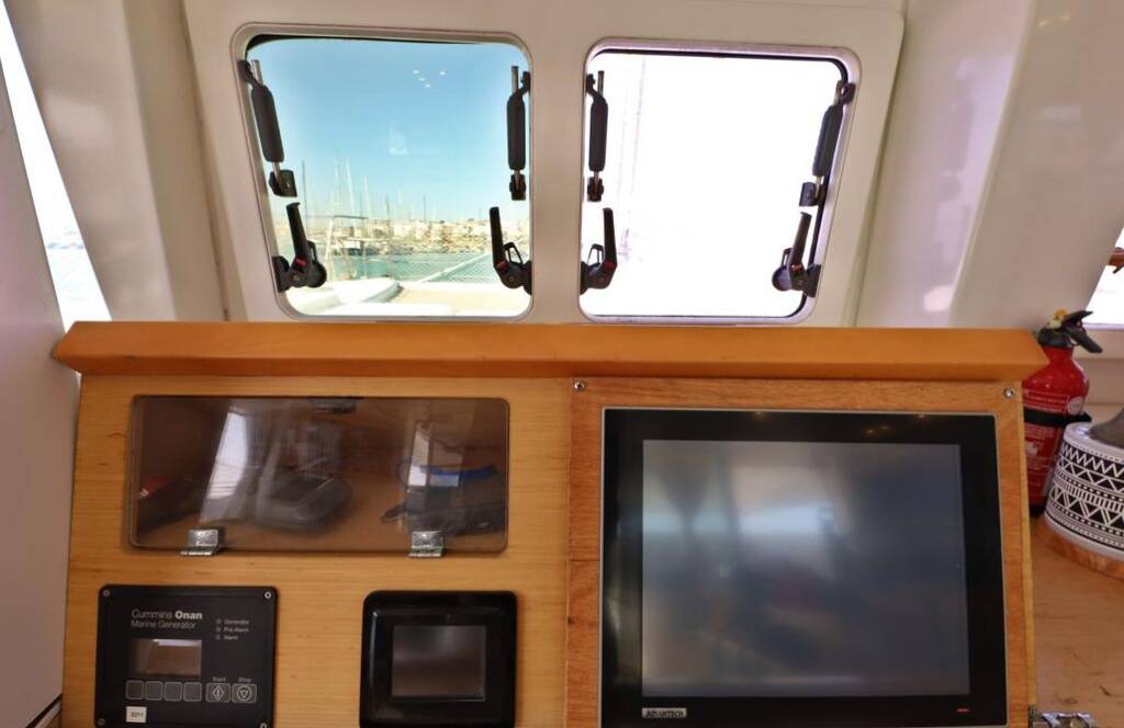 Lagoon 560 Avra II