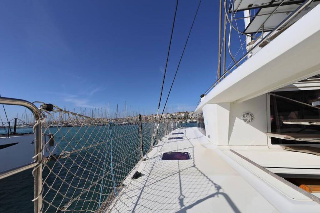 Lagoon 560 Avra II