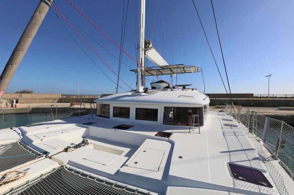 Lagoon 560 Avra II
