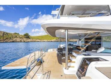 Lagoon 60 CATWALK I