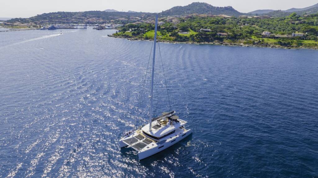 Lagoon 620  The Sun - FIRST CLASS