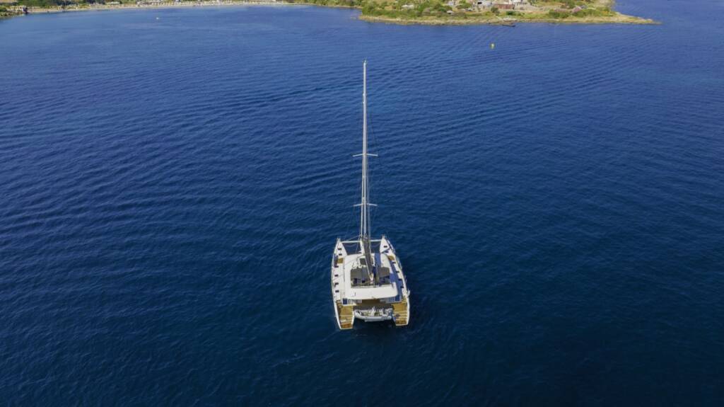 Lagoon 620  The Sun - FIRST CLASS