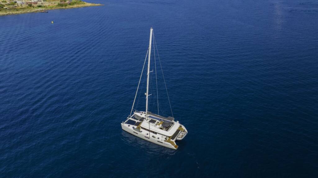 Lagoon 620  The Sun - FIRST CLASS