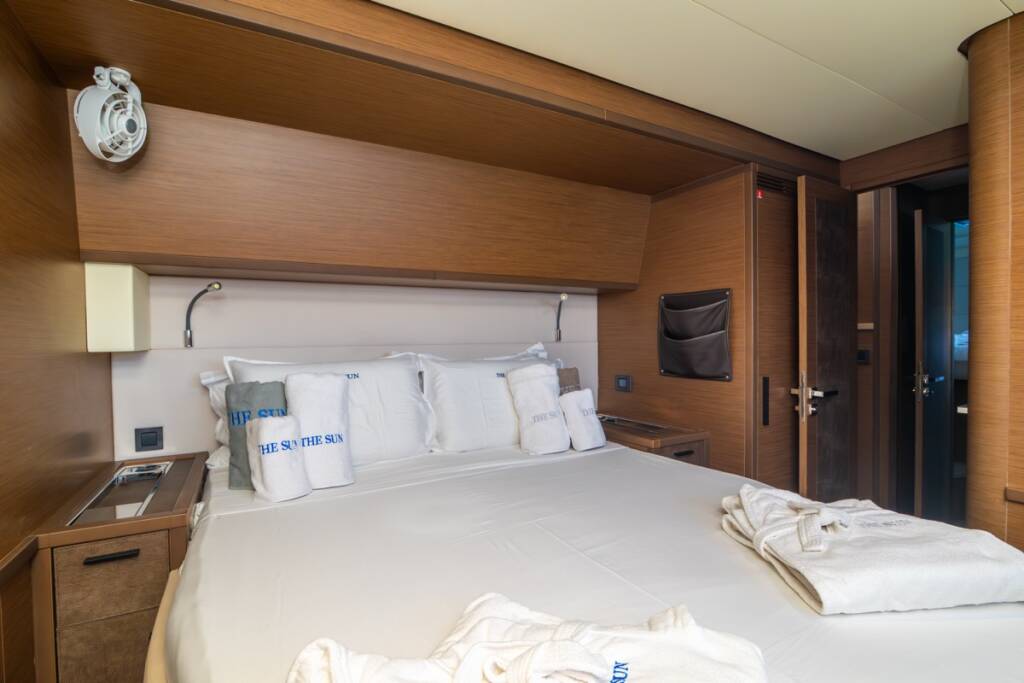 Lagoon 620  The Sun - FIRST CLASS