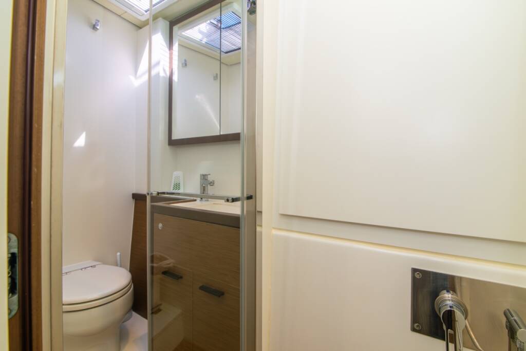 Lagoon 620  The Sun - FIRST CLASS