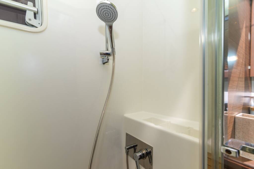 Lagoon 620  The Sun - FIRST CLASS