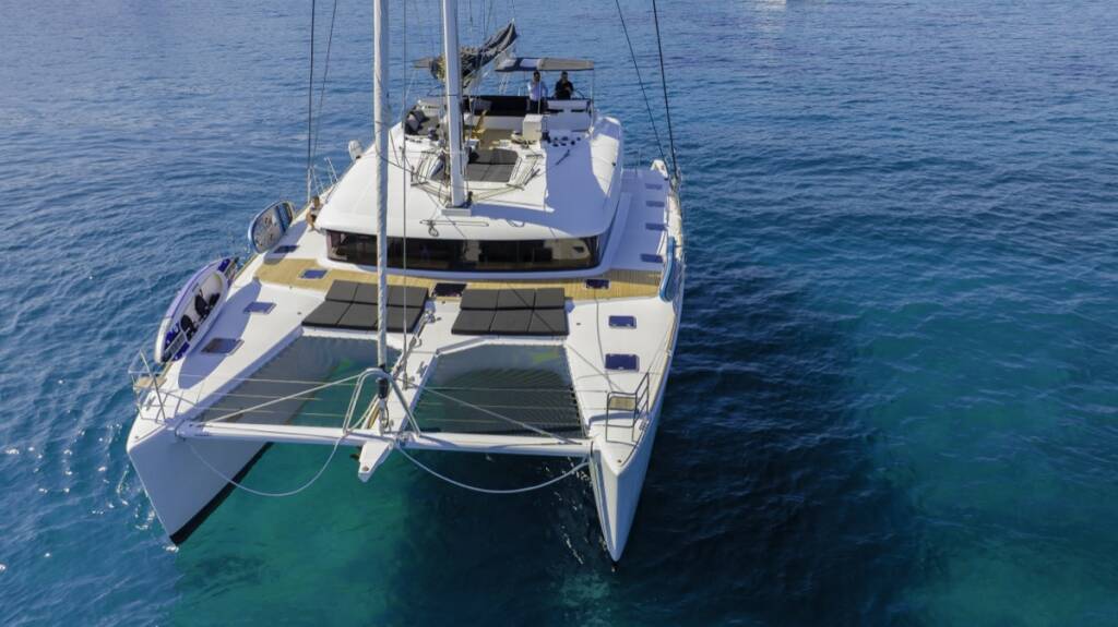 Lagoon 620  The Sun - FIRST CLASS