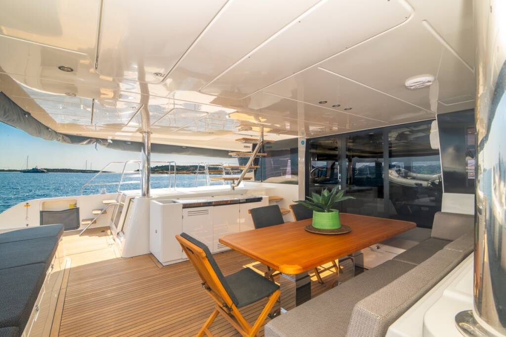 Lagoon 620  The Sun - FIRST CLASS