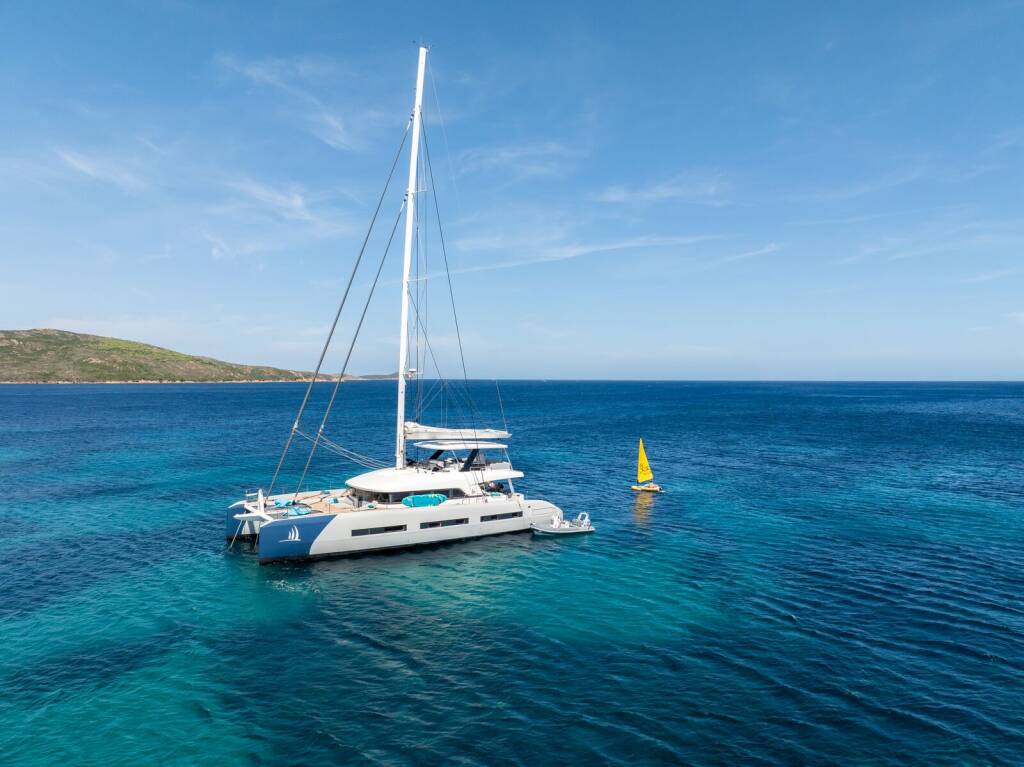 Lagoon SEVENTY 7  • LA DESIRADE