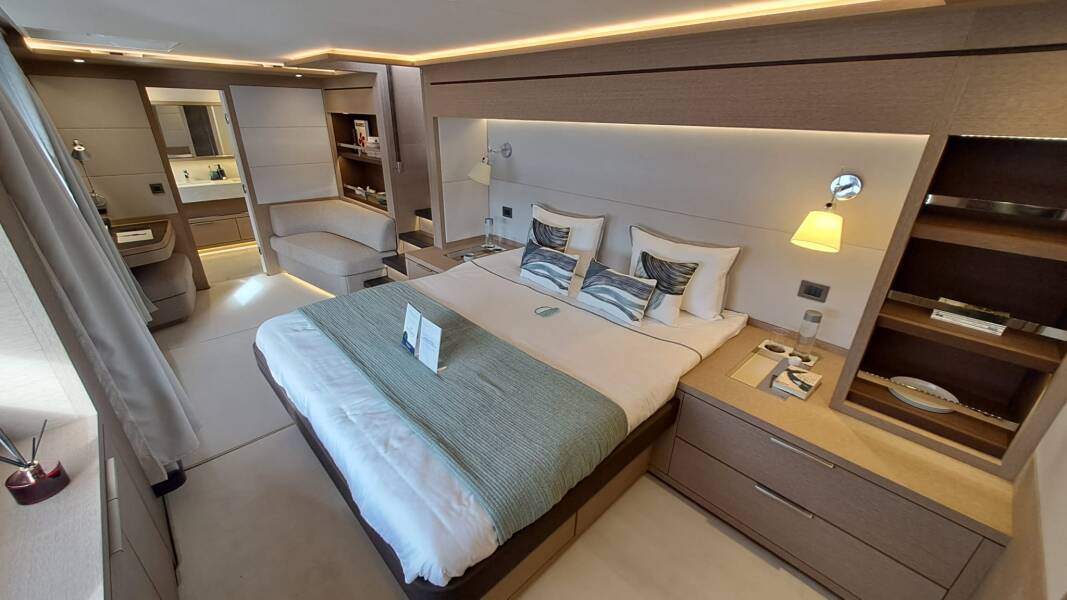 Lagoon Seventy 7 La Desirade
