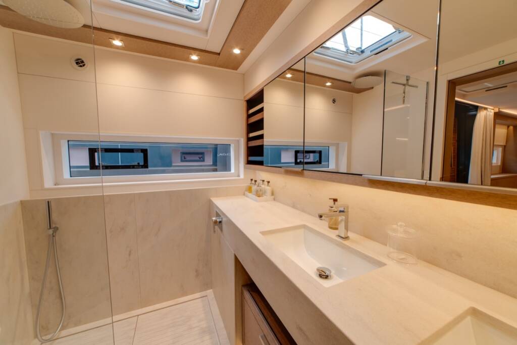 Lagoon Seventy 8 Zenit - FIRST CLASS