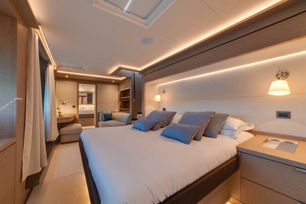 Lagoon Seventy 8 Zenit - FIRST CLASS