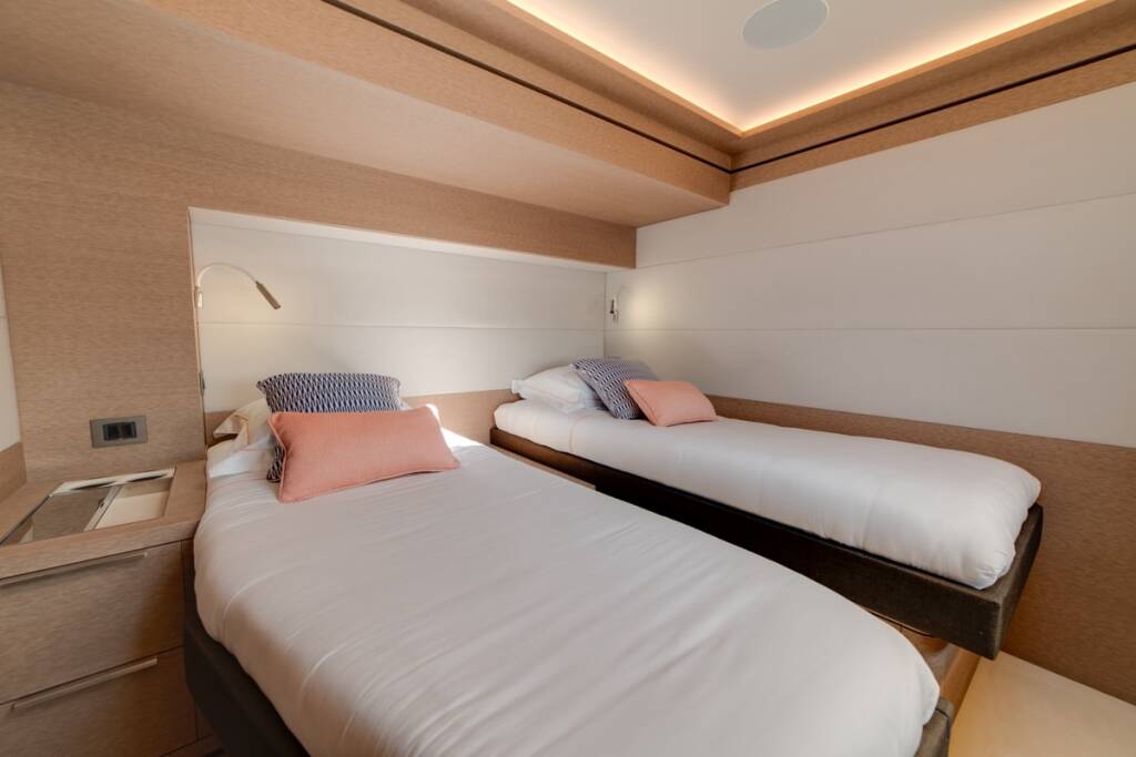 Lagoon Seventy 8 Zenit - FIRST CLASS