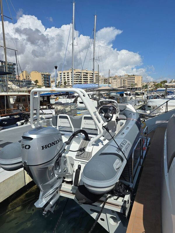 Lagoon Sixty5 TriWing Endor
