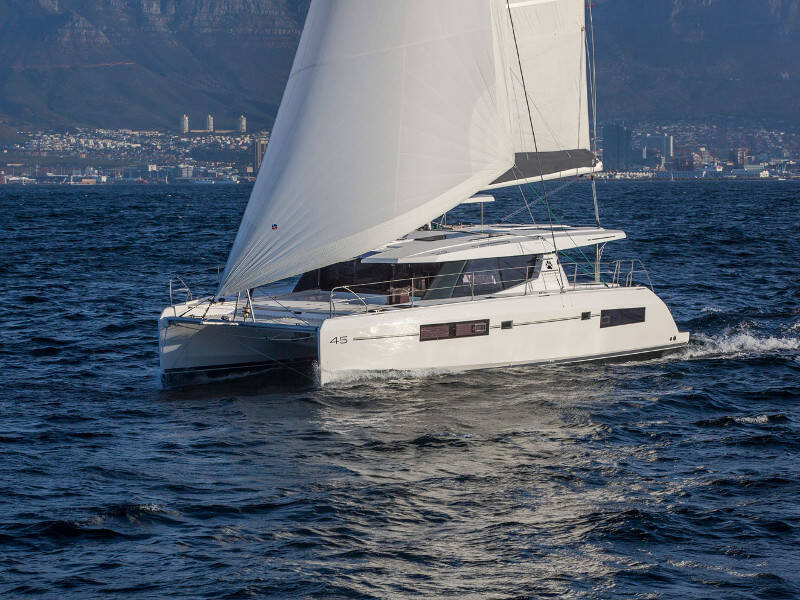 Leopard 45 • Cabin 2 (Rosabe) - price for 2 pp