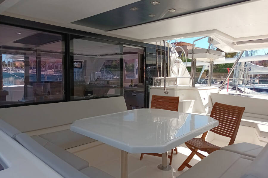 Leopard 45 Lady Mara