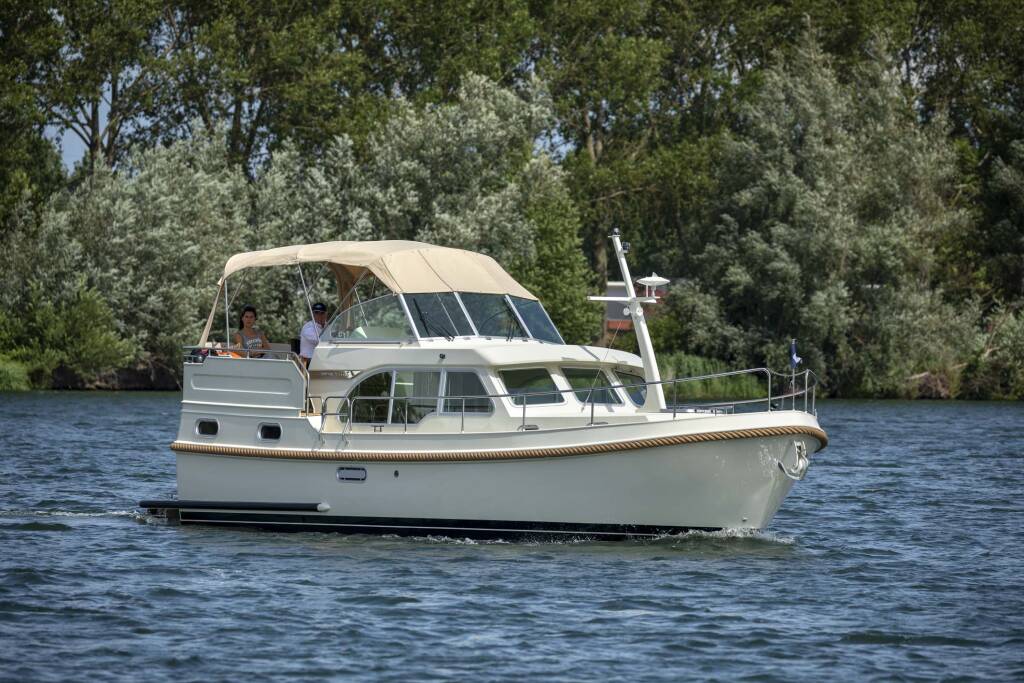 Linssen Grand Sturdy 35.0 AC Luna Elise