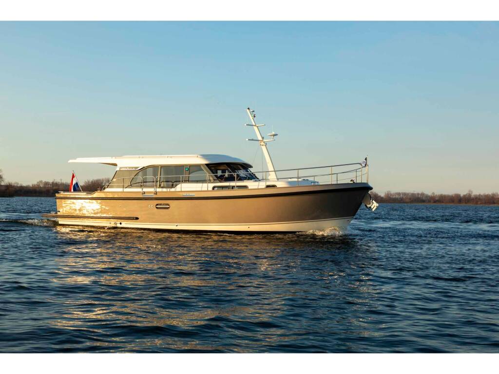 Linssen Grand Sturdy 40.0 Sedan Luna Amanda