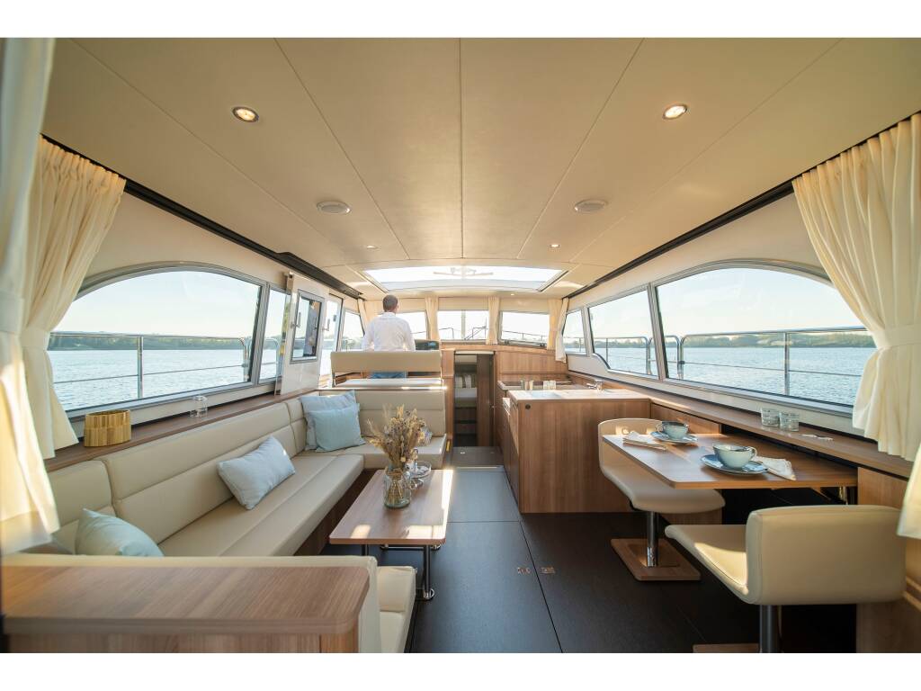 Linssen Grand Sturdy 45.0 AC Raya