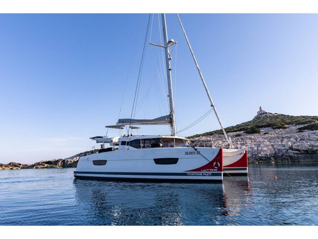 Lucia 40 • NALA