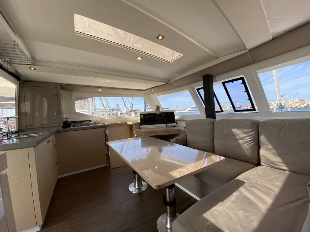 Lucia 40 Aquila (!!!from Monday!)