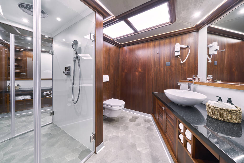 Luxury motor sailer Lady Gita