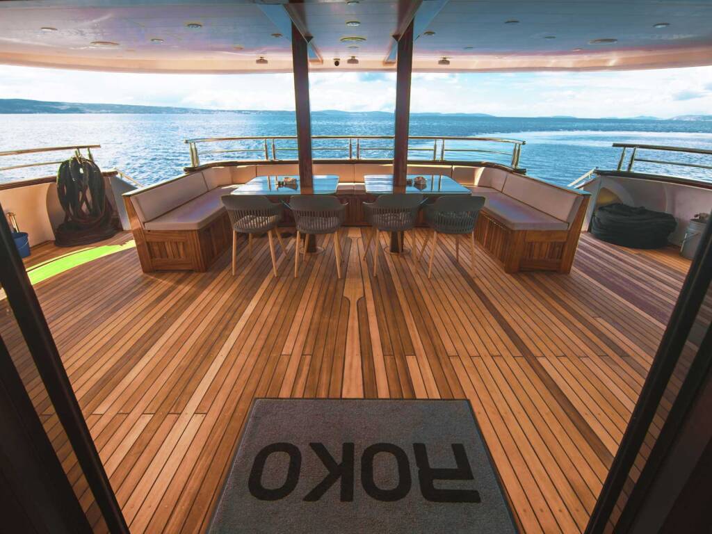 Luxury Motor Yacht Roko