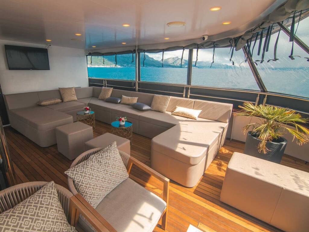 Luxury Motor Yacht Roko