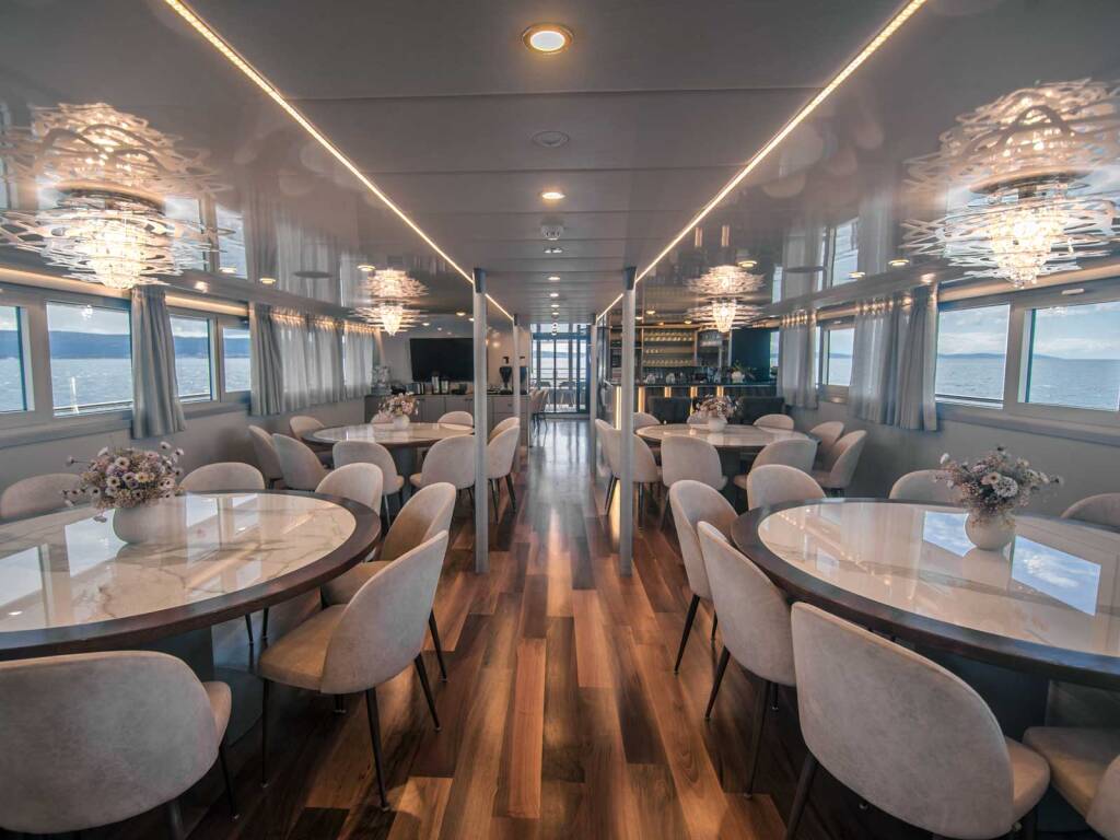 Luxury Motor Yacht Roko