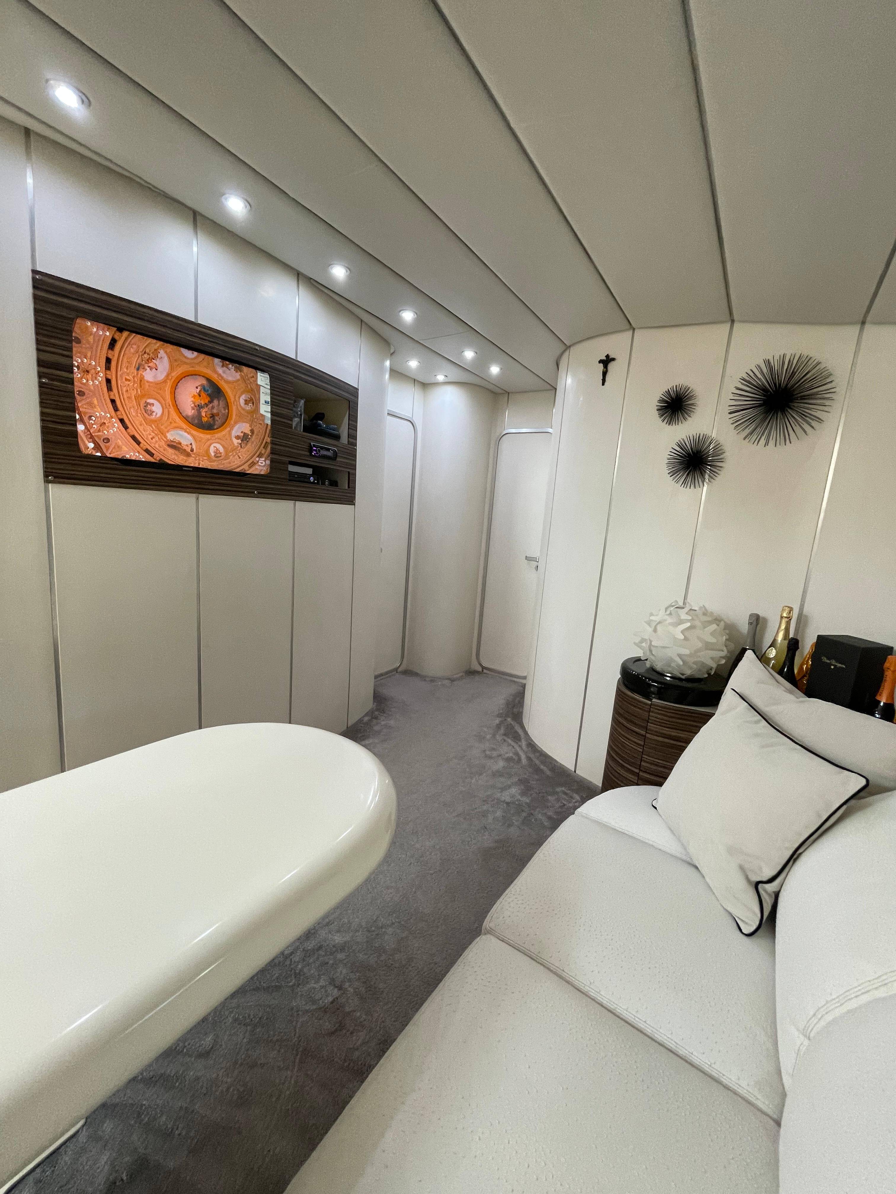 Mangusta 65 La Baronessa