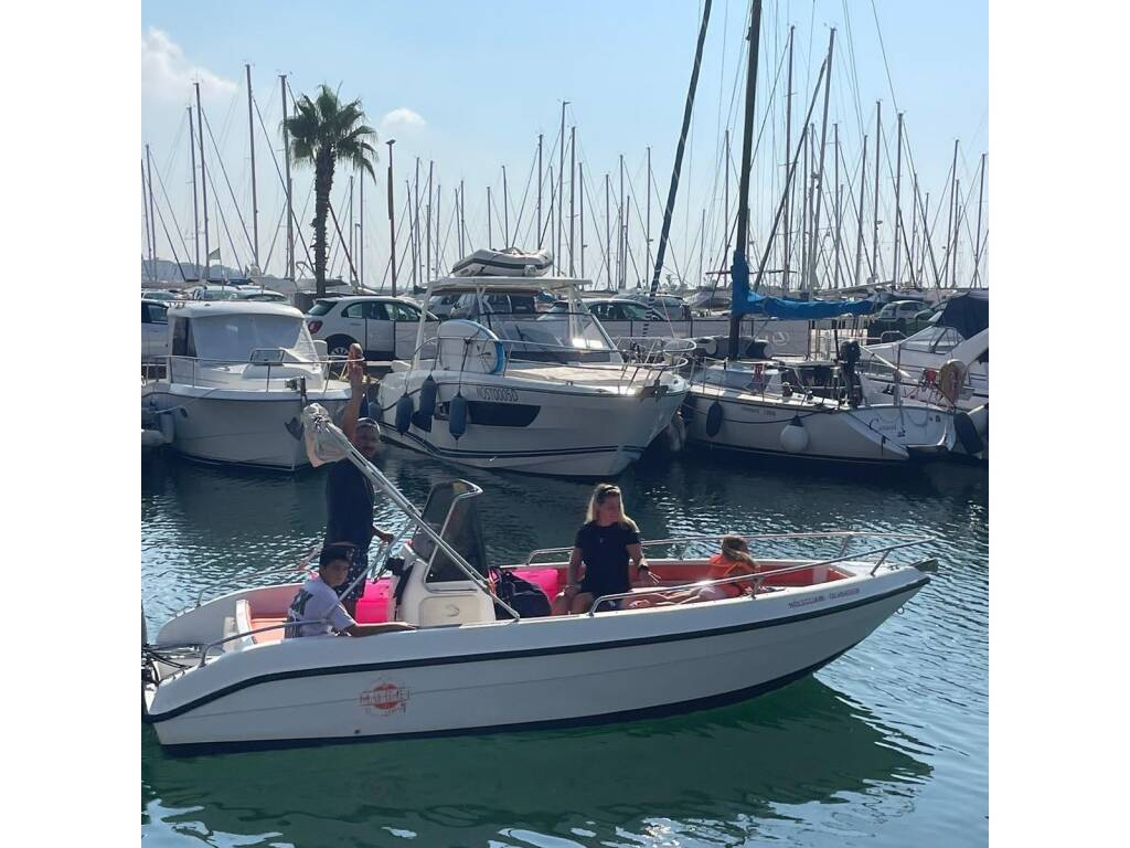 Mano Marine 18 Mano Marine