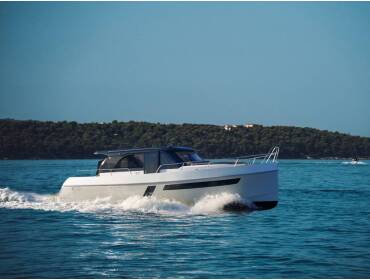 Maxima 37 Hvar