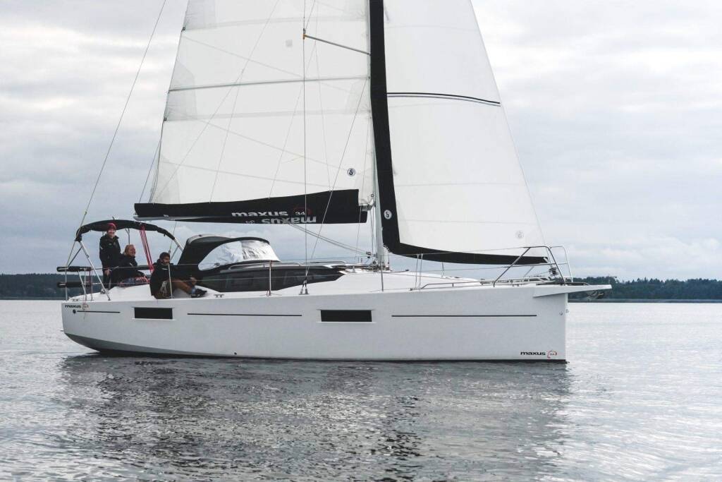 Maxus 34 Wyspa Pajecza