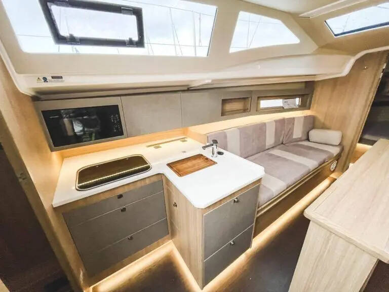 Maxus 34 Wyspa Pajecza