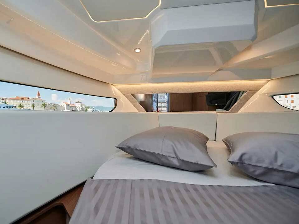 Merry Fisher 1095 FLY 