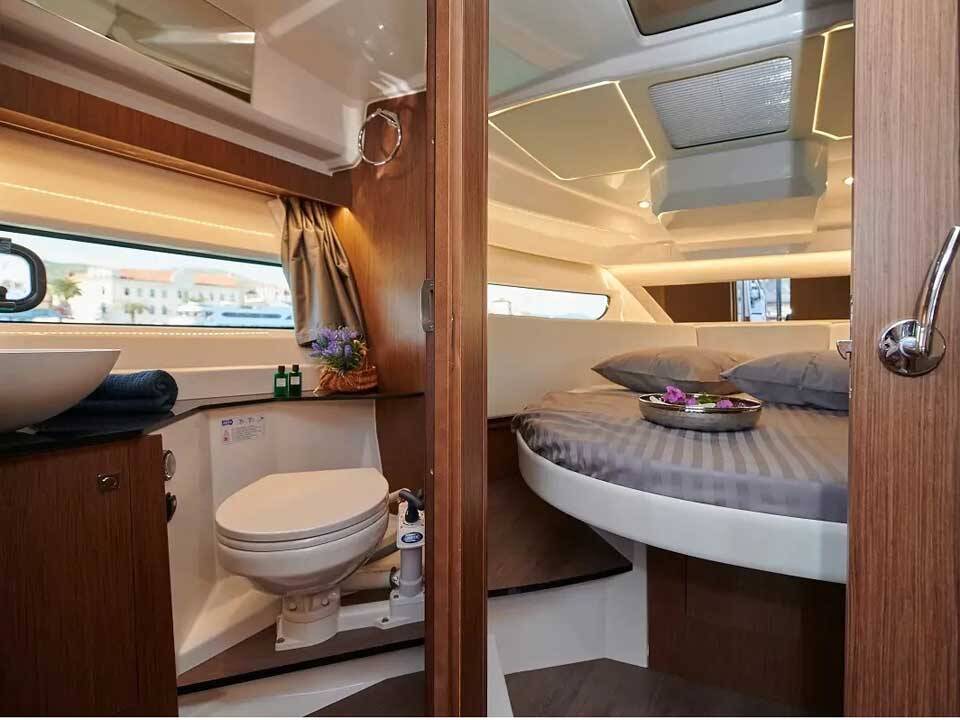 Merry Fisher 1095 FLY 