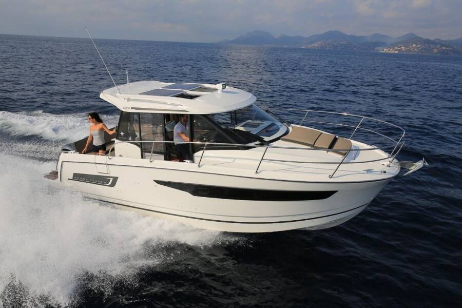 Merry Fisher 895 • Merry Fisher 895 1
