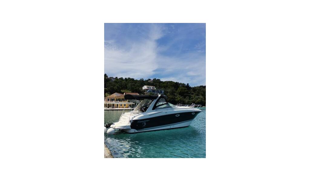 Monterey 295 Sport Yacht Kingfisher